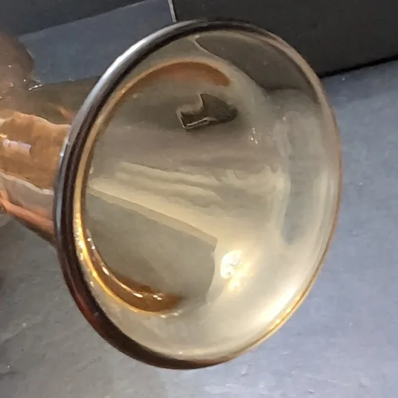 VGT,Amber Glass Vase with Twisted Clear Pedestal Base. - Picture 7 of 8